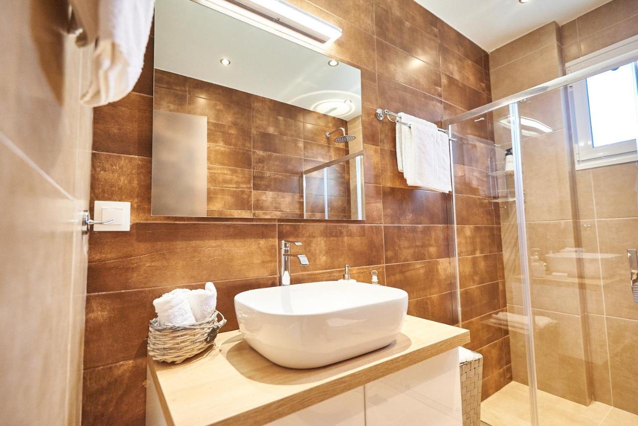 The El Greco Spirit Meets The Athenian Luxury Apt1 Zewnętrze zdjęcie